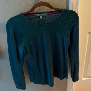 Title Nine thermal shirt